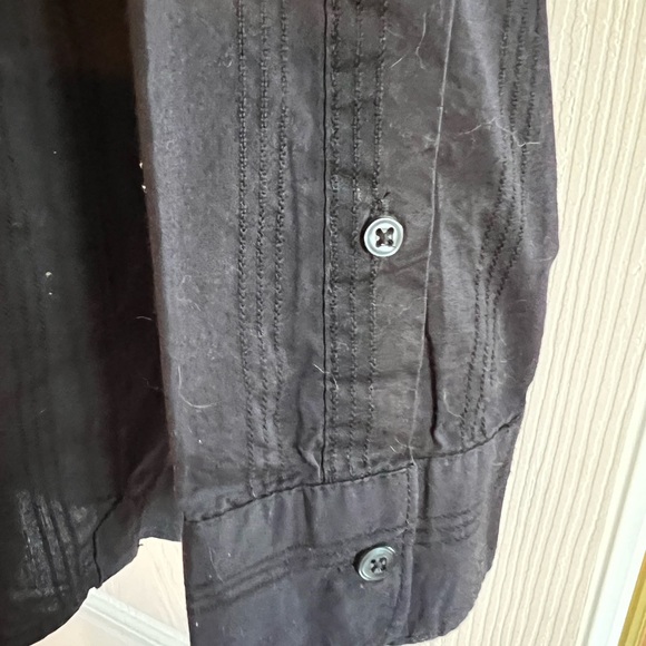 Old Navy Men’s Black Button Down Shirt. Size M. - Picture 2 of 8